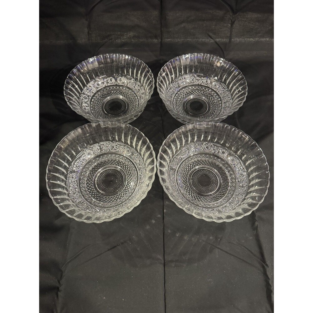 Vintage KIG Malaysia Clear Glass Fleur De Lis Trellis Bowls, Set of 4